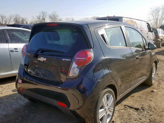 KL8CD6S95EC474086 - 2014 CHEVROLET SPARK 1LT BLACK photo 4