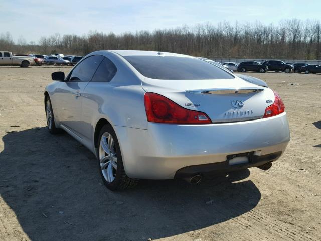 JNKCV64F79M654613 - 2009 INFINITI G37 SILVER photo 3