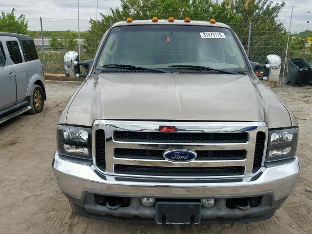 1FTSW31P54EC71939 - 2004 FORD F350 SRW S TAN photo 9