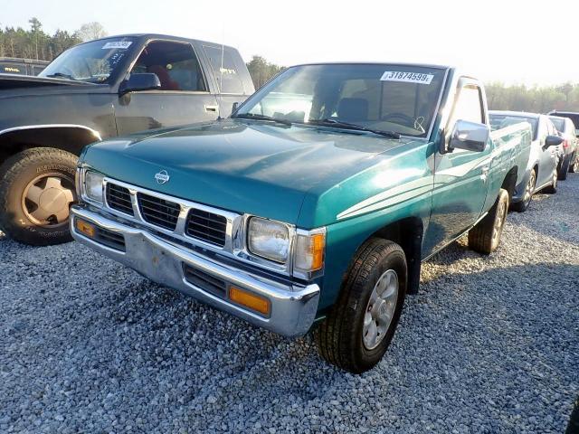 1N6SD11SXTC389913 - 1996 NISSAN TRUCK BASE GREEN photo 2