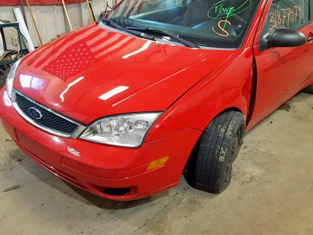 1FAFP31N07W255990 - 2007 FORD FOCUS ZX3 RED photo 9