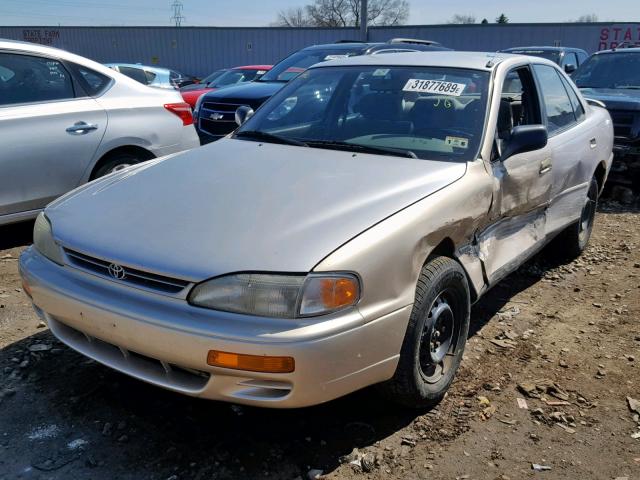 JT2BG12K2T0345584 - 1996 TOYOTA CAMRY DX BEIGE photo 2