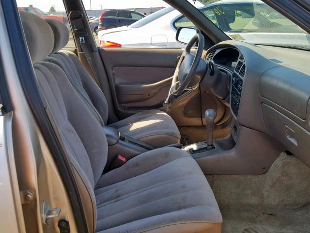 JT2BG12K2T0345584 - 1996 TOYOTA CAMRY DX BEIGE photo 5