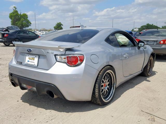 JF1ZCAC13F9606041 - 2015 SUBARU BRZ 2.0 LI SILVER photo 4