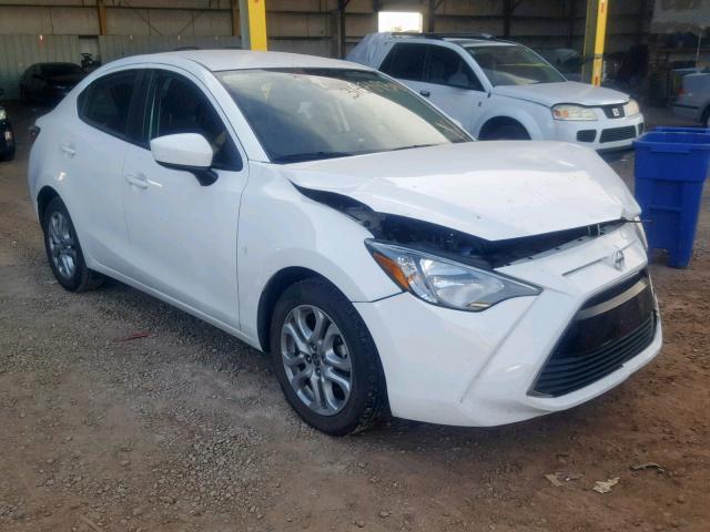 3MYDLBZV3GY141665 - 2016 TOYOTA SCION IA WHITE photo 1