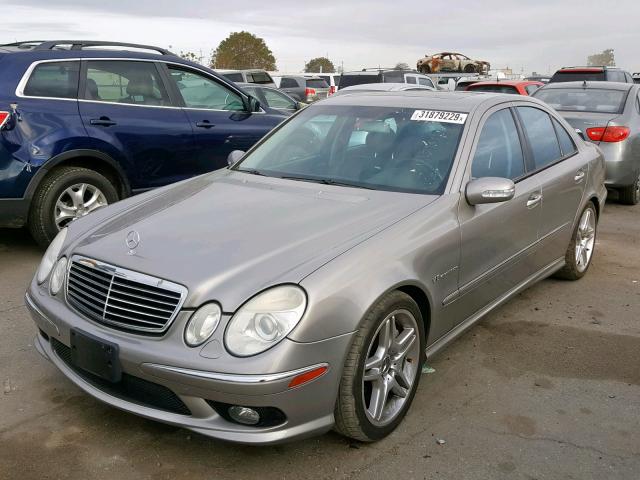 WDBUF76J05A708547 - 2005 MERCEDES-BENZ E 55 AMG BEIGE photo 2