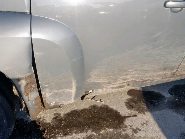 3GNCA13B99S583484 - 2009 CHEVROLET HHR LS GRAY photo 9