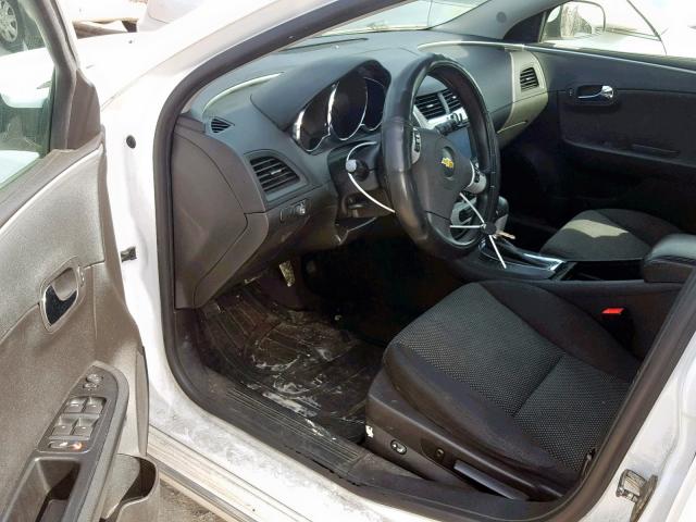 1G1ZC5E04CF382242 - 2012 CHEVROLET MALIBU 1LT თეთრი ფოტო 9