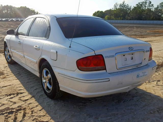 KMHWF25S64A968775 - 2004 HYUNDAI SONATA GL WHITE photo 3