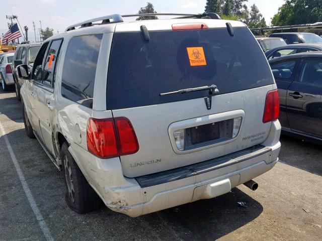5LMFU27566LJ24088 - 2006 LINCOLN NAVIGATOR 白色 照片 3