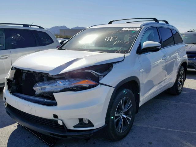 5TDKKRFH7GS504380 - 2016 TOYOTA HIGHLANDER WHITE photo 2