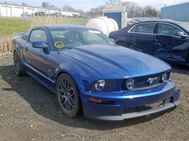 1ZVHT82HX65142490 - 2006 FORD MUSTANG GT BLUE photo 1