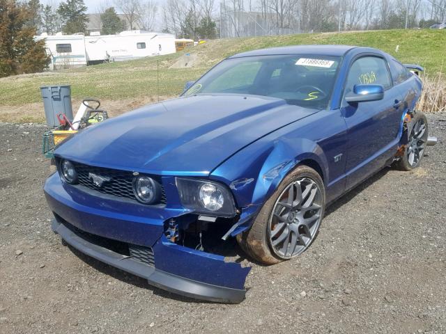 1ZVHT82HX65142490 - 2006 FORD MUSTANG GT BLUE photo 2