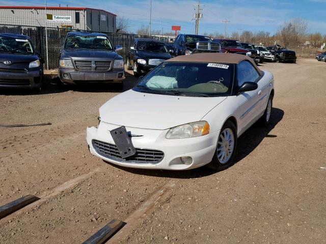 1C3EL55U01N617560 - 2001 CHRYSLER SEBRING LX WHITE photo 2