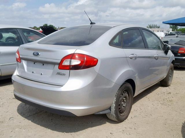 3FADP4AJ8DM213816 - 2013 FORD FIESTA S SILVER photo 4