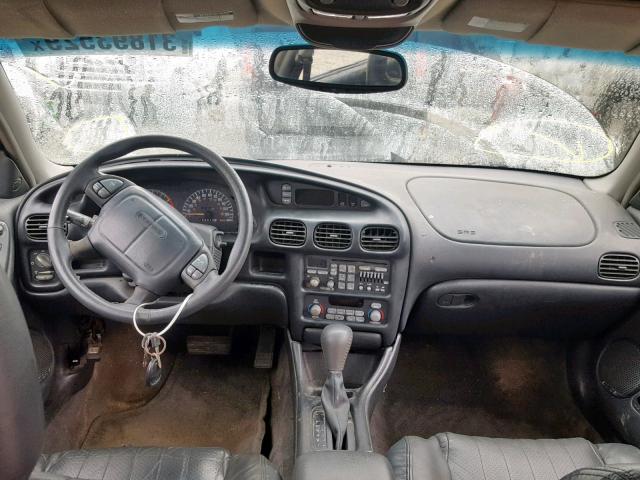 1G2WP52K8YF144331 - 2000 PONTIAC GRAND PRIX 银色 照片 9