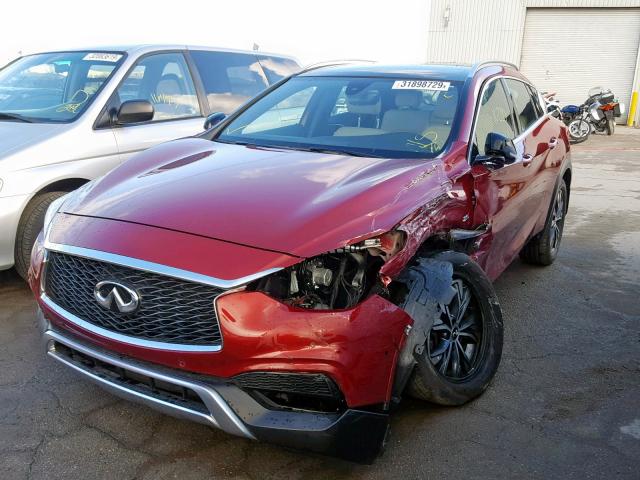 SJKCH5CR6JA048124 - 2018 INFINITI QX30 BASE RED photo 2