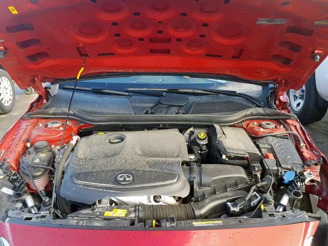 SJKCH5CR6JA048124 - 2018 INFINITI QX30 BASE RED photo 7