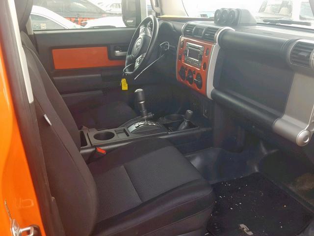 JTEBU4BF9DK152032 - 2013 TOYOTA FJ CRUISER ORANGE photo 5