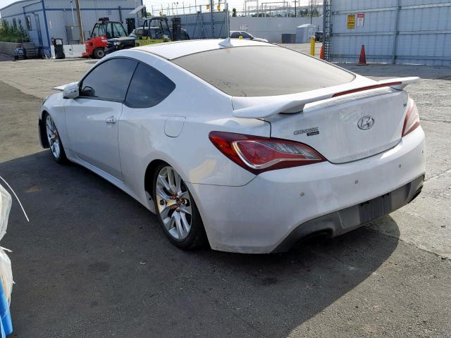 KMHHU6KJXFU121745 - 2015 HYUNDAI GENESIS CO WHITE photo 3