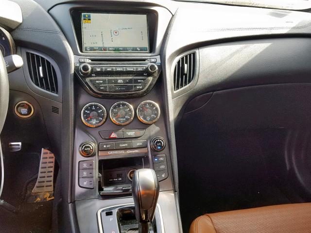 KMHHU6KJXFU121745 - 2015 HYUNDAI GENESIS CO WHITE photo 9