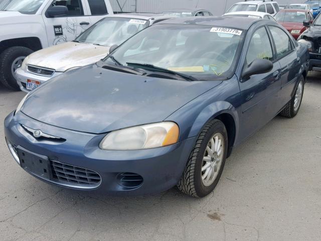 1C3EL46R22N168565 - 2002 CHRYSLER SEBRING LX BLUE photo 2