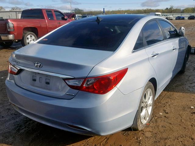 5NPEC4AC9CH364499 - 2012 HYUNDAI SONATA SE SILVER photo 4