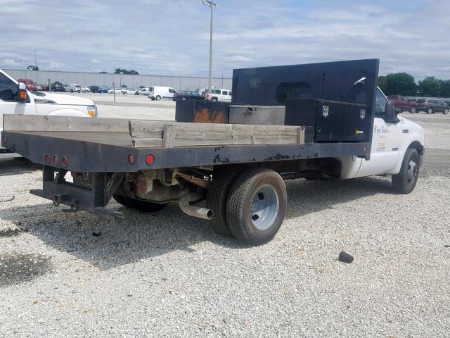 1FDWF36P86EB28153 - 2006 FORD 350 CHSCAB WHITE photo 4