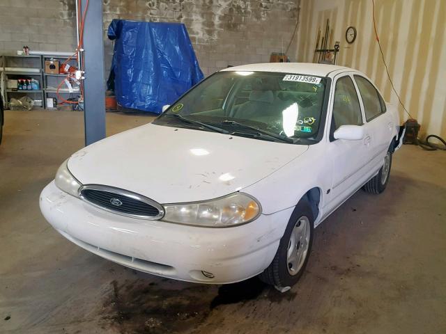 1FAFP6535XK115337 - 1999 FORD CONTOUR LX WHITE photo 2