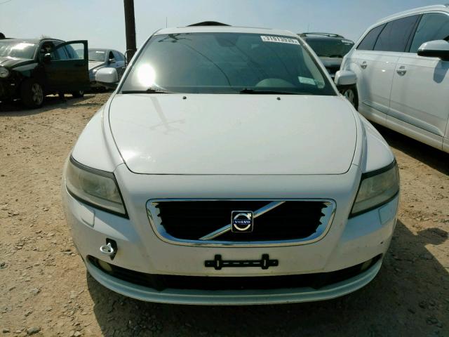 YV1MS382392453236 - 2009 VOLVO S40 2.4I WHITE photo 9