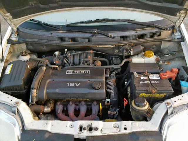 KL1TD52685B448795 - 2005 CHEVROLET AVEO BASE Ақ фото 7