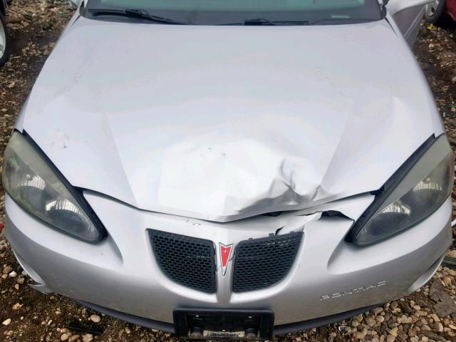 2G2WS522641100697 - 2004 PONTIAC GRAND PRIX 银色 照片 7