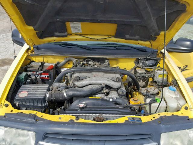 2CNBJ734X26948991 - 2002 CHEVROLET TRACKER ZR YELLOW photo 7