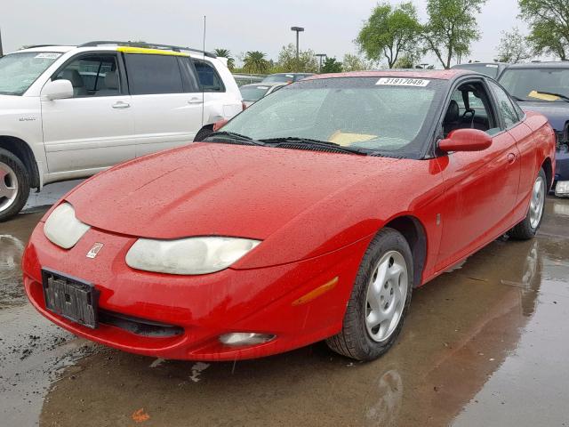 1G8ZR12792Z293256 - 2002 SATURN SC2 RED photo 2