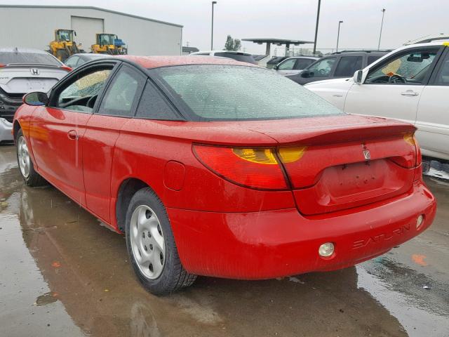 1G8ZR12792Z293256 - 2002 SATURN SC2 RED photo 3