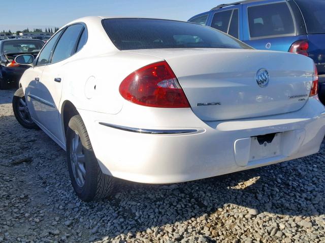 2G4WD582681252915 - 2008 BUICK LACROSSE C WHITE photo 3