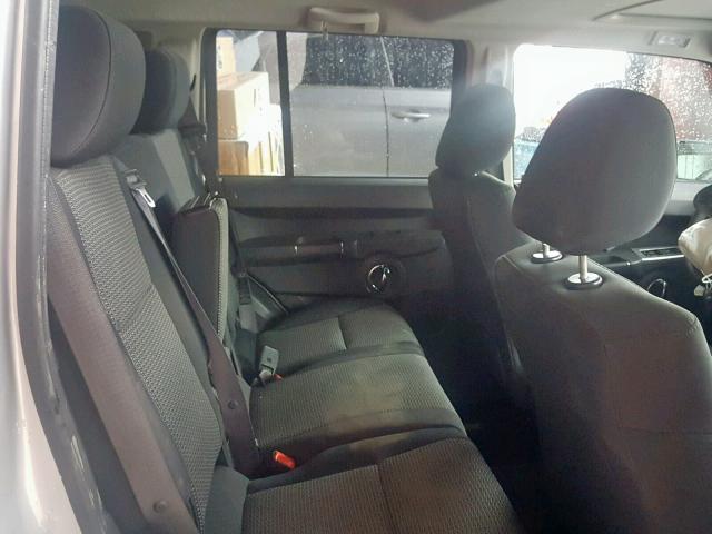 1J8HG48K39C515963 - 2009 JEEP COMMANDER SILVER photo 6