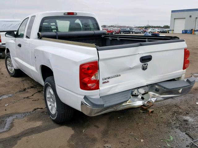 1D7HE42K76S623855 - 2006 DODGE DAKOTA SLT WHITE photo 3