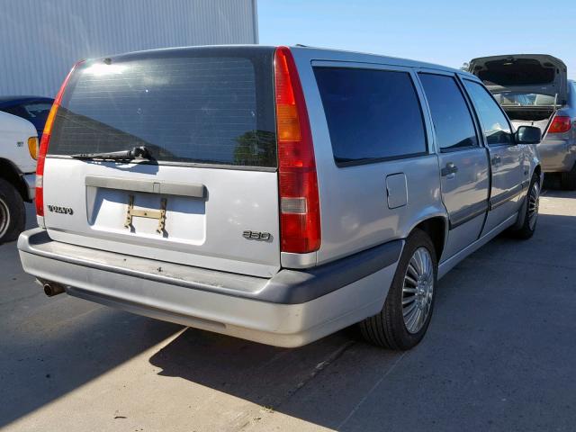 YV1LW5542V2302304 - 1997 VOLVO 850 SILVER photo 4