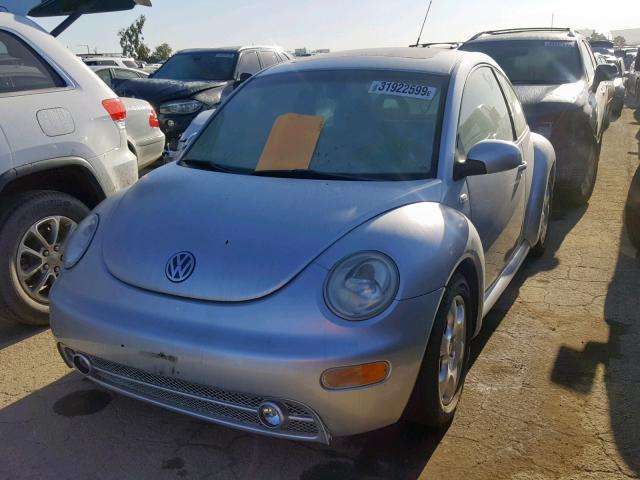 3VWCK21C52M417994 - 2002 VOLKSWAGEN NEW BEETLE Gümüş foto 2