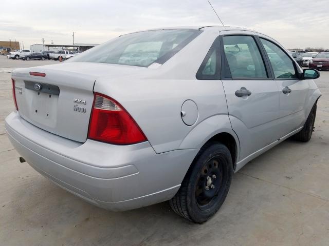 1FAFP34N16W254132 - 2006 FORD FOCUS ZX4  photo 4