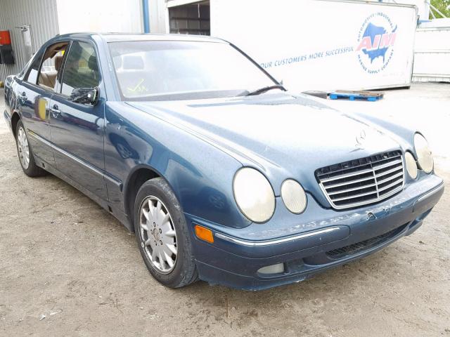 WDBJF65J3YB133857 - 2000 MERCEDES-BENZ E 320 GREEN photo 1