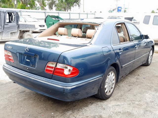 WDBJF65J3YB133857 - 2000 MERCEDES-BENZ E 320 GREEN photo 4