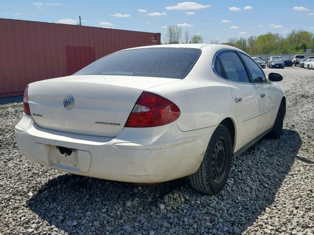 2G4WC532151302304 - 2005 BUICK LACROSSE C WHITE photo 4