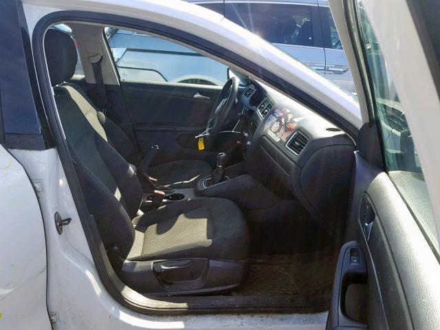 3VW1K7AJ8EM327424 - 2014 VOLKSWAGEN JETTA BASE WHITE photo 5