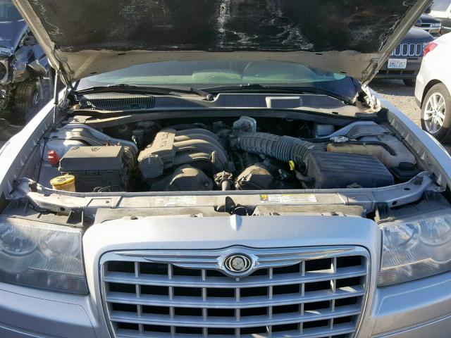 2C3LA43R28H141904 - 2008 CHRYSLER 300 LX SILVER photo 7