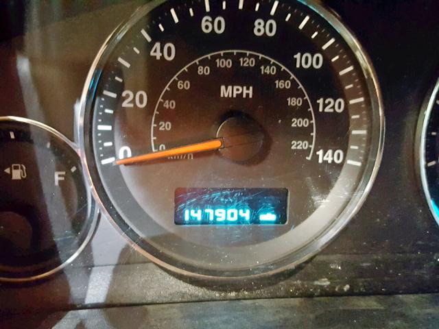 1J8HG48K66C260768 - 2006 JEEP COMMANDER SILVER photo 8