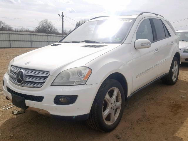 4JGBB75EX7A202778 - 2007 MERCEDES-BENZ ML 500 WHITE photo 2