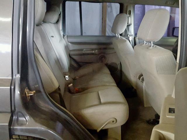 1J8HG48NX6C188984 - 2006 JEEP COMMANDER CHARCOAL photo 6
