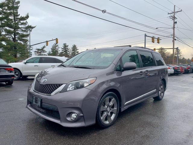 5TDXK3DC4CS185492 - 2012 TOYOTA SIENNA SPO GRAY photo 2